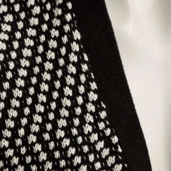 Chico's Patterned Fringe Detail Cardigan Sweater Vest Black & White Size 1 (M) - Picture 9 of 14